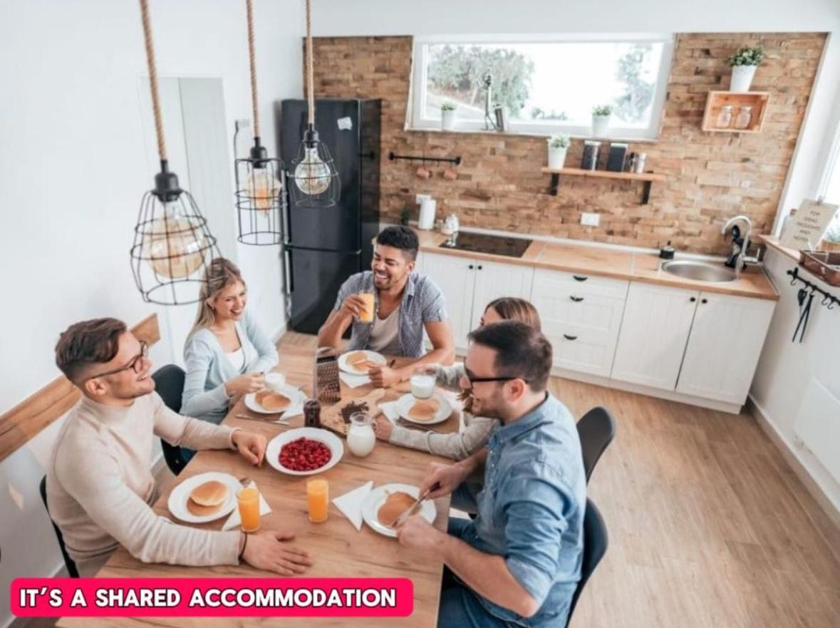 *Rf9Bc* For Your Most Relaxed & Cosy Stay + Free Parking + Free Fast Wifi * Leeds  Bagian luar foto